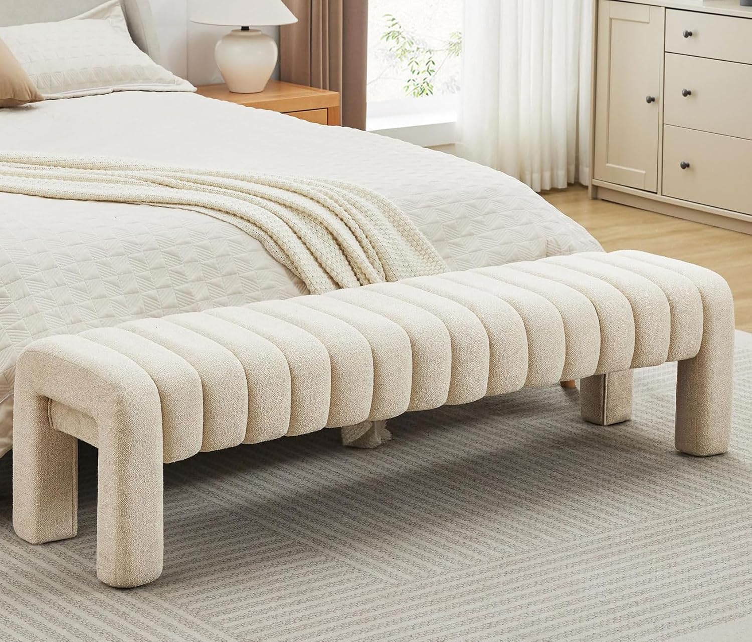 Zibeths bench staged by bed
